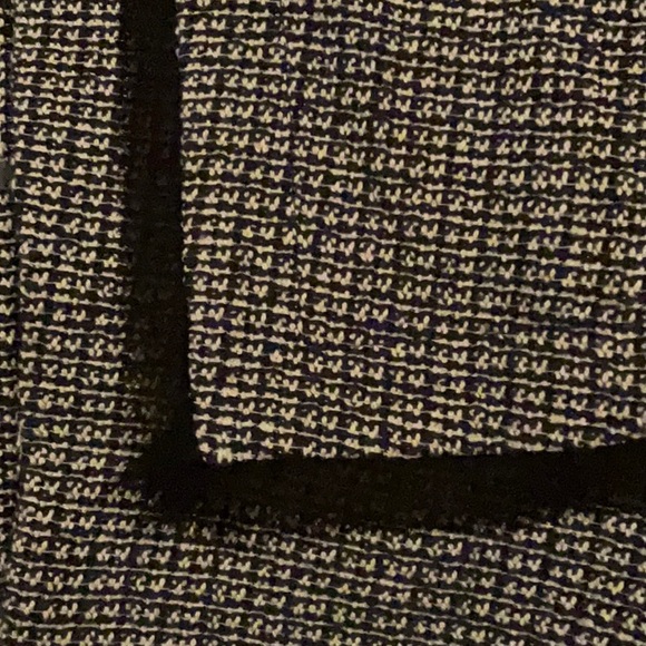 Blazer - Picture 5 of 5